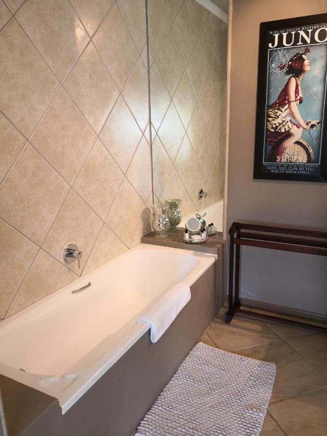 Perle Du Cap Bed and Breakfast Paarl Εξωτερικό φωτογραφία